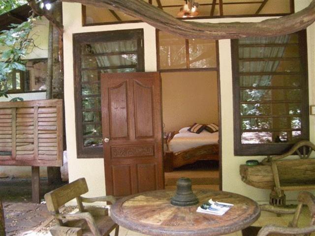 Momchailai Forest Retreat Kanchanaburi Quarto foto